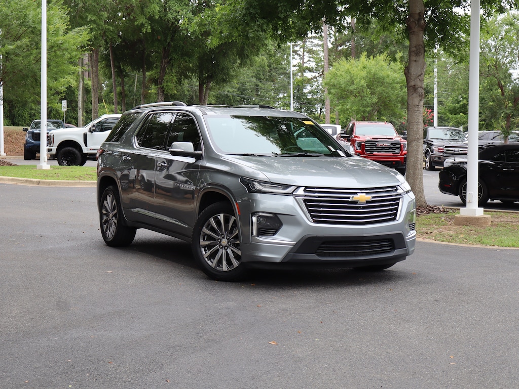 Used 2023 Chevrolet Traverse Premier SUV