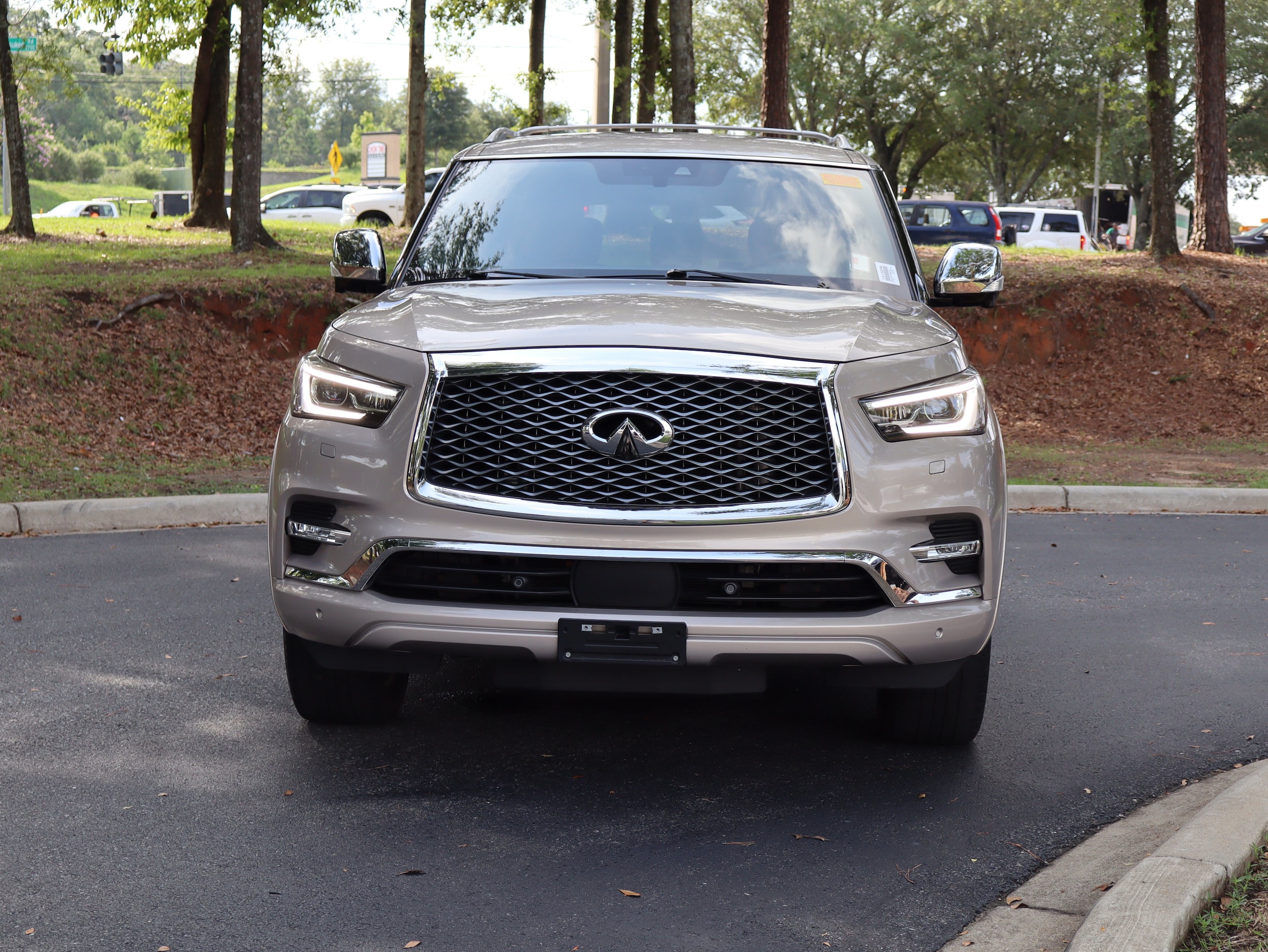 INFINITI QX80 SENSORY