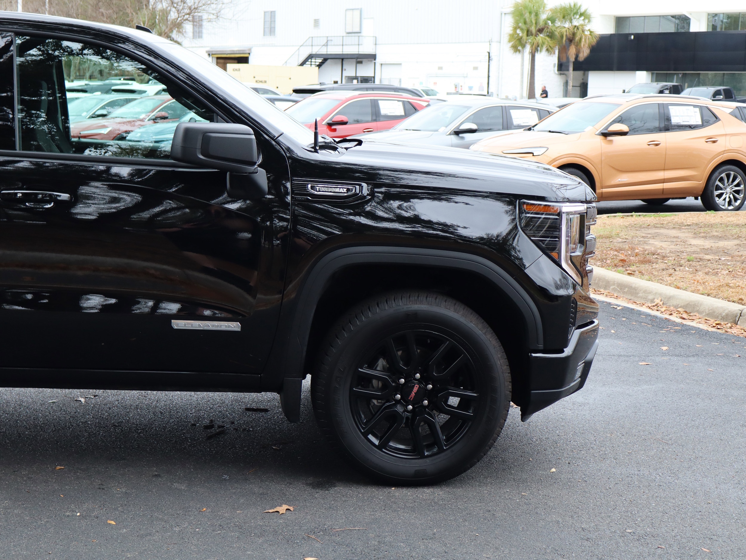 2026 GMC Sierra 1500 Elevation photo 4