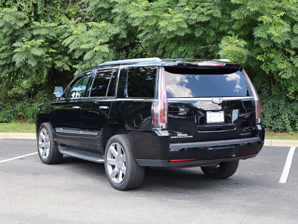 Used 2017 CADILLAC Escalade Premium Luxury SUV
