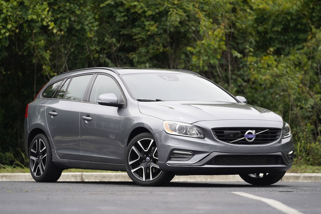 Used 2018 Volvo V60 Dynamic Wagon