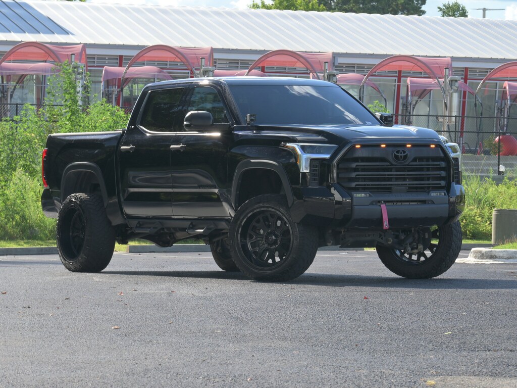 Used 2022 Toyota Tundra 4WD SR5 Pickup