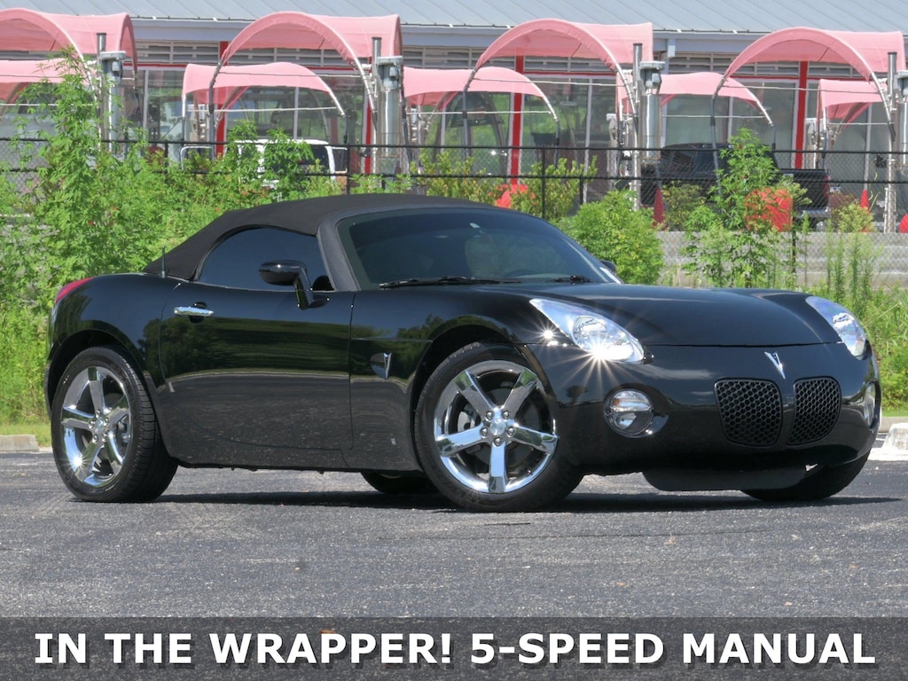 Used 2006 Pontiac Solstice Convertible