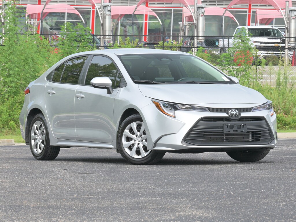 Used 2026 Toyota Corolla LE Sedan