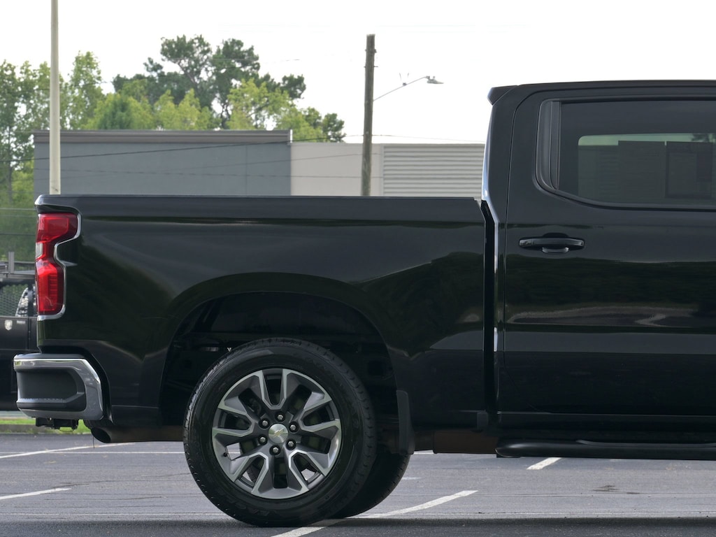Used 2020 Chevrolet Silverado 1500 LT Pickup