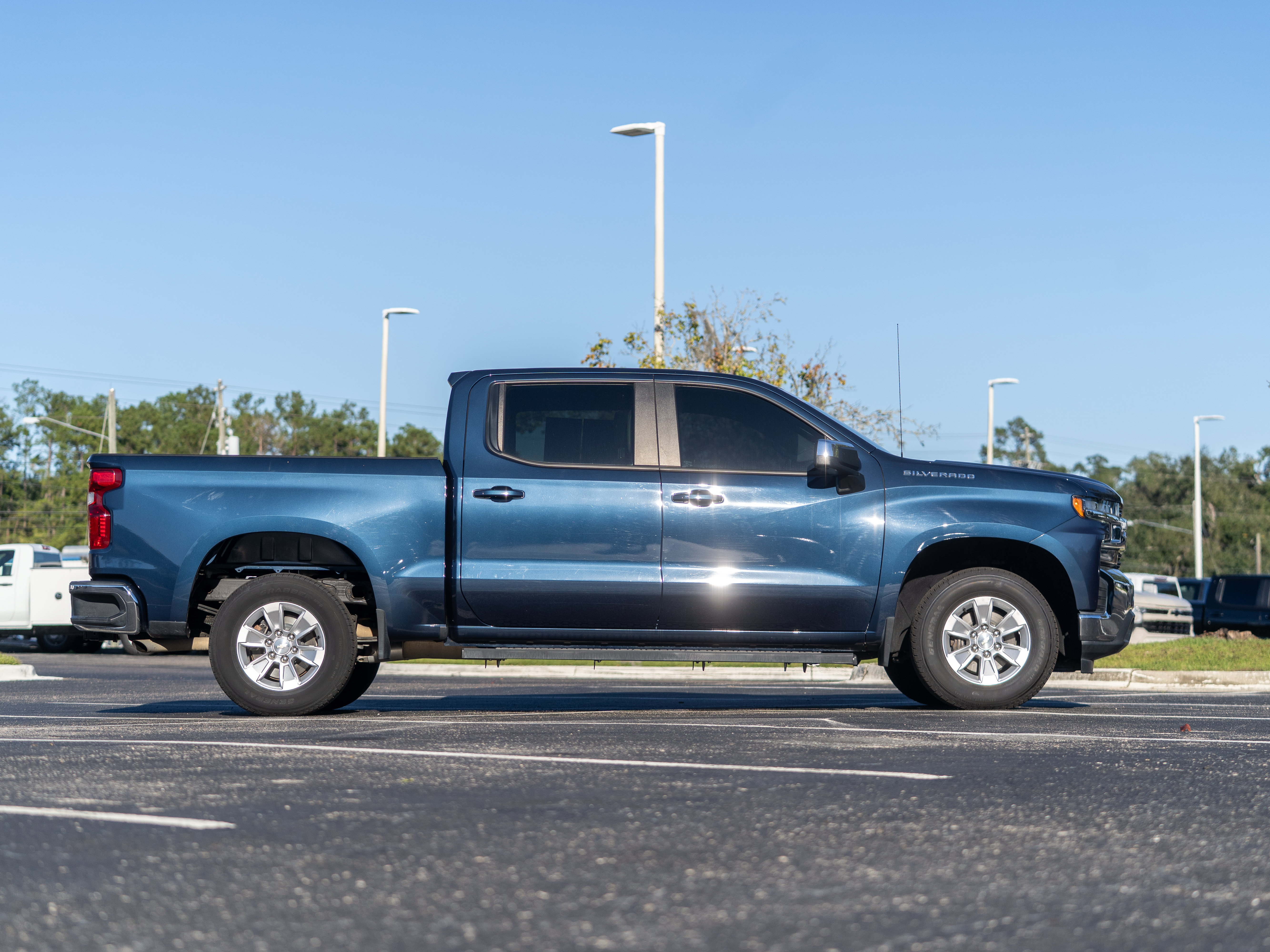 Used 2021 Chevrolet Silverado 1500 LT Pickup