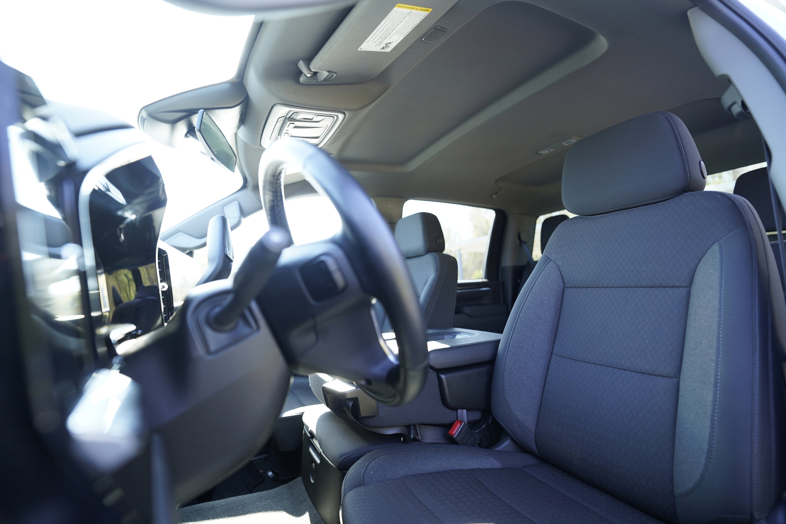 2025 Chevrolet Silverado 2500HD LT photo 3