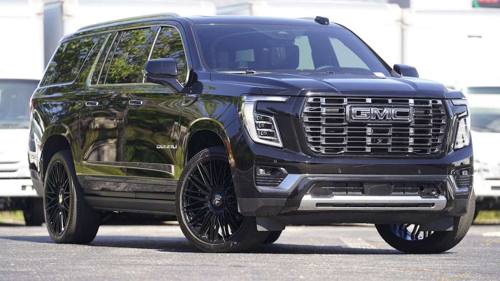 Used 2025 GMC Yukon XL Denali Ultimate SUV