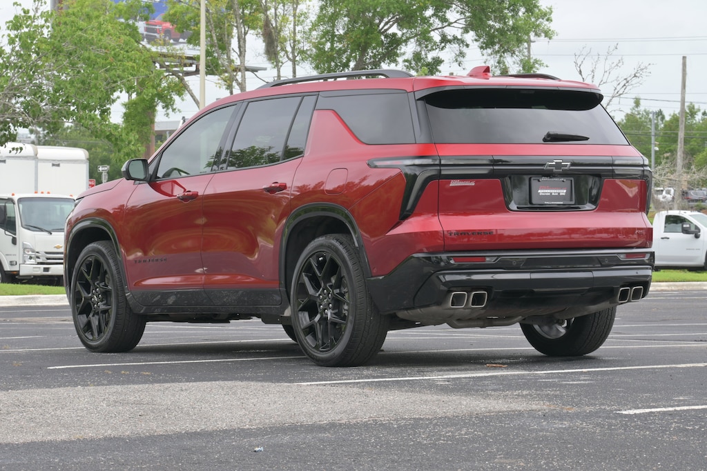 Used 2024 Chevrolet Traverse AWD RS SUV