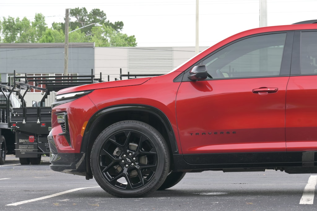 Used 2024 Chevrolet Traverse AWD RS SUV