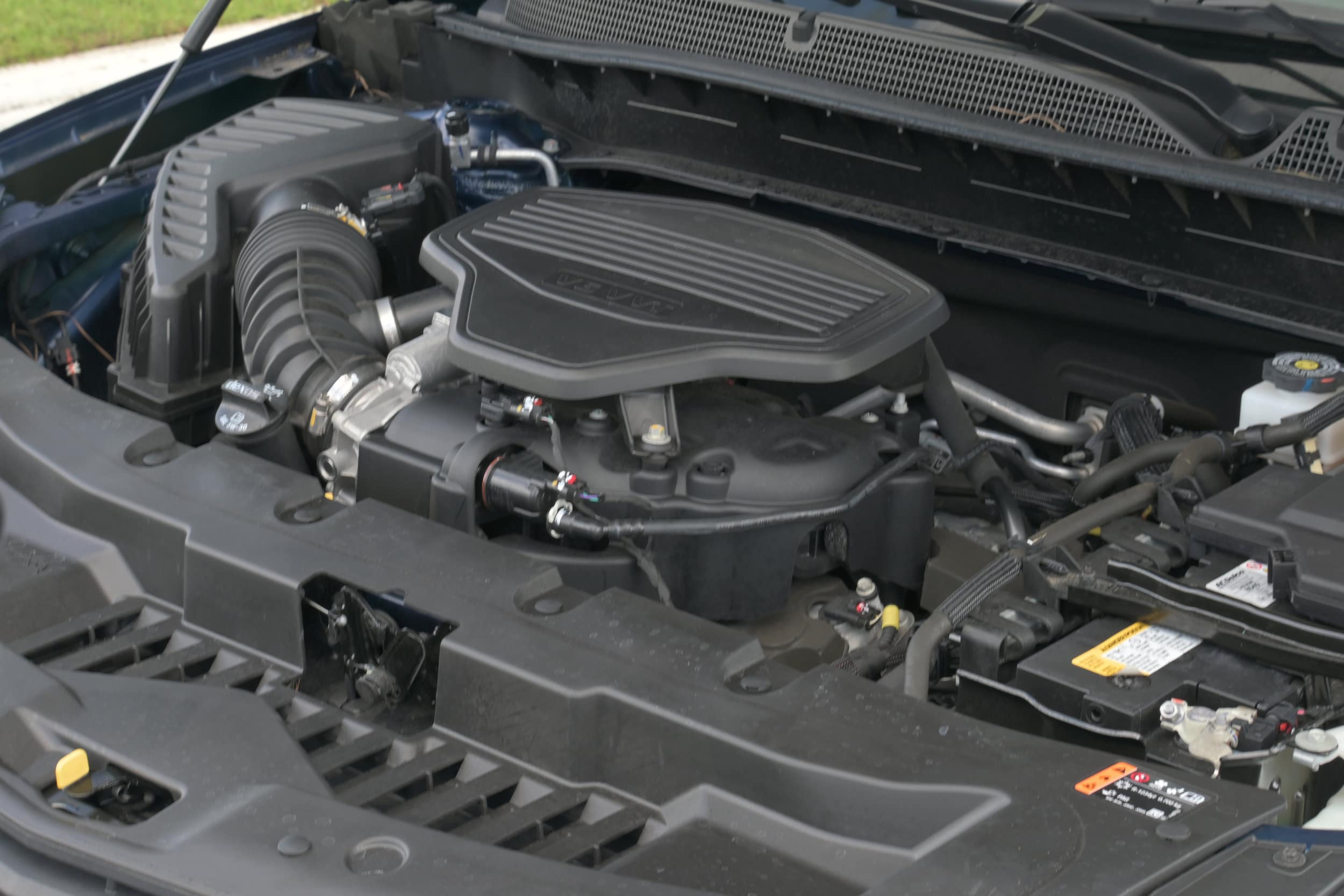 2022 Chevrolet Blazer LT photo 3