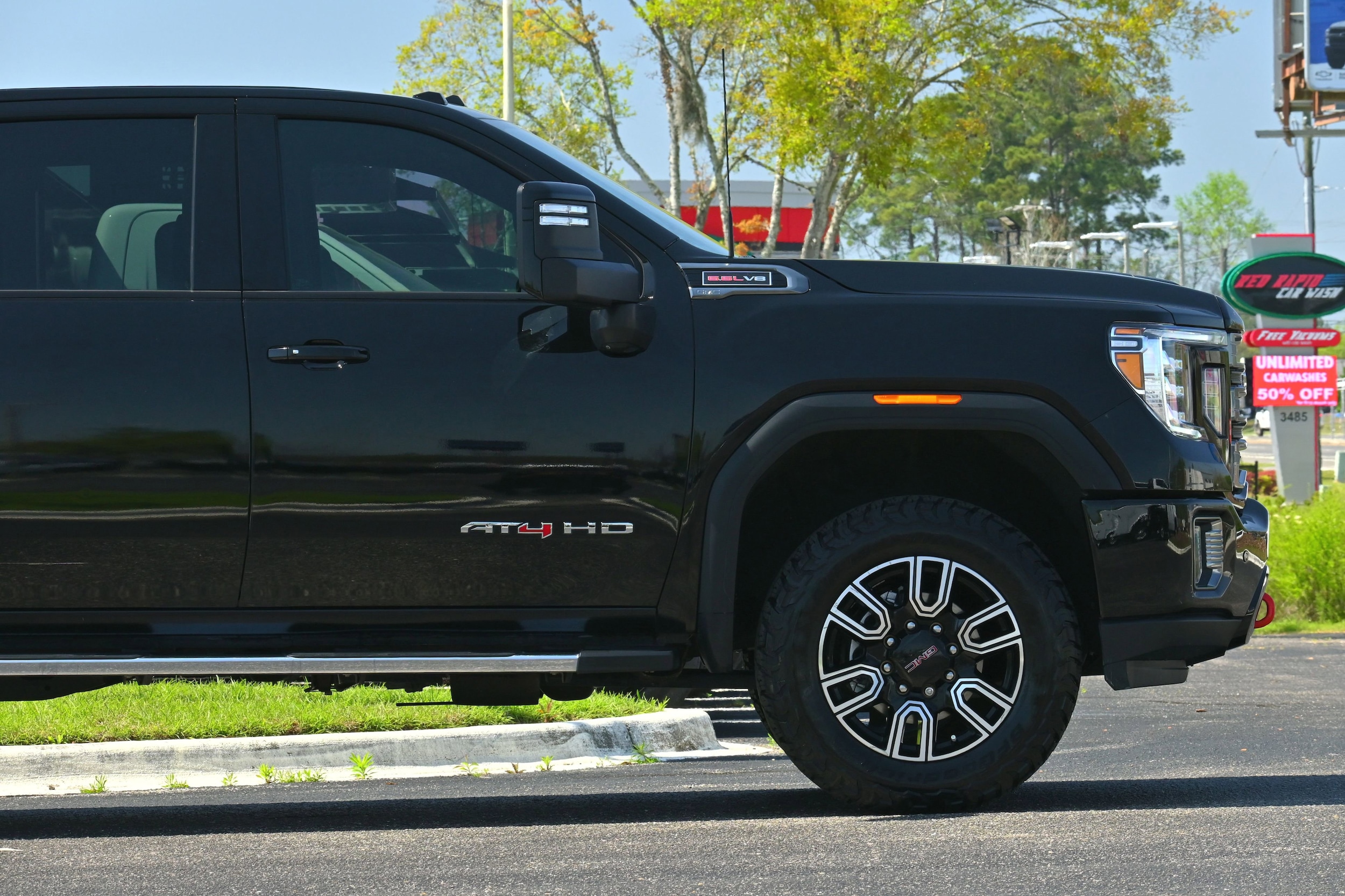 2022 GMC Sierra 2500HD AT4 photo 4