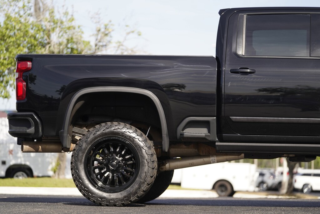 Used 2024 Chevrolet Silverado 2500HD High Country Pickup
