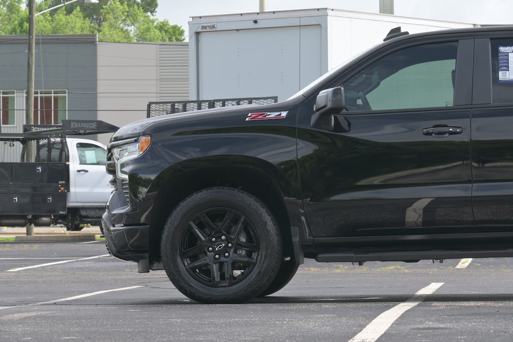 Used 2024 Chevrolet Silverado 1500 RST Pickup