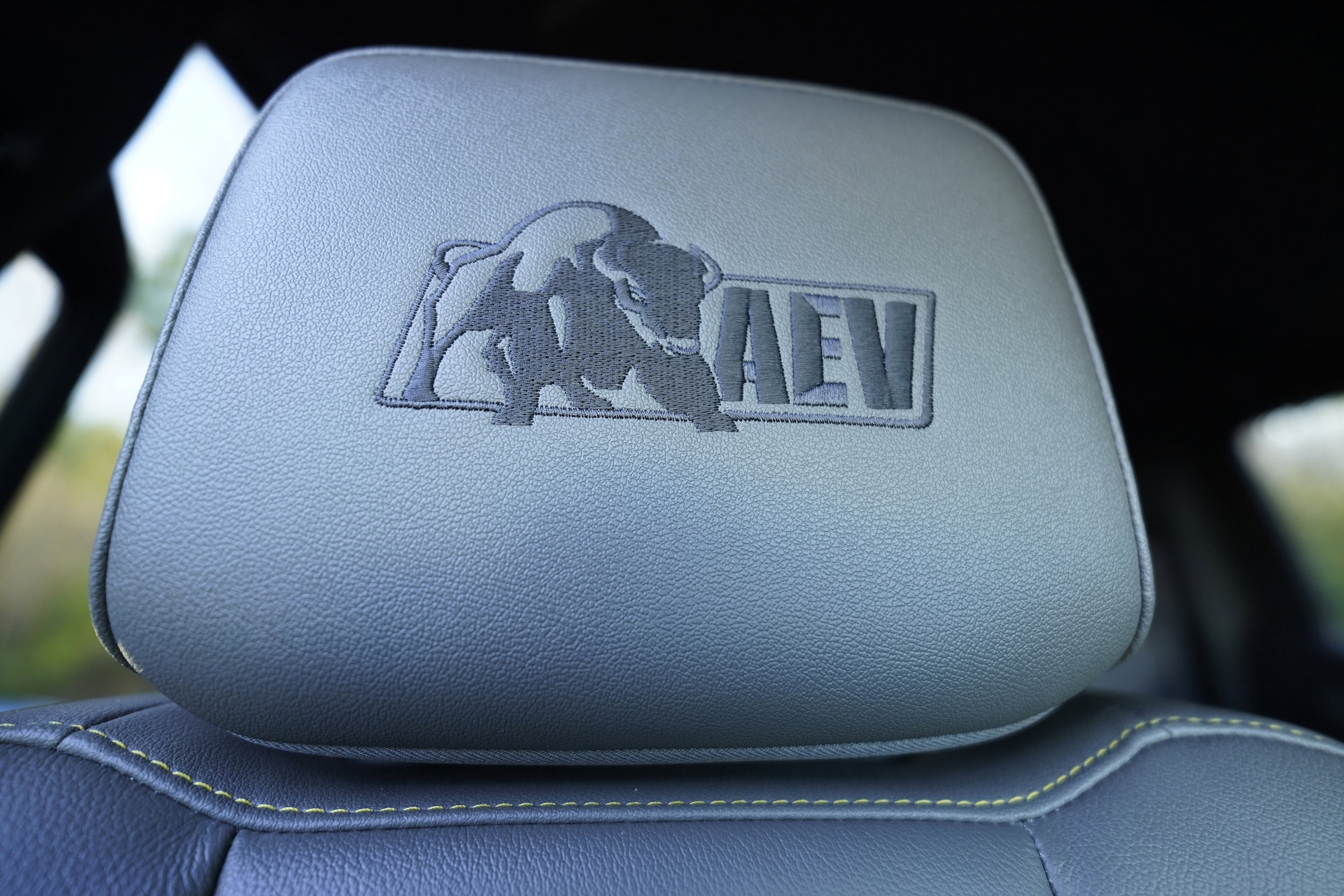 2024 Chevrolet Silverado 1500 ZR2 photo 3