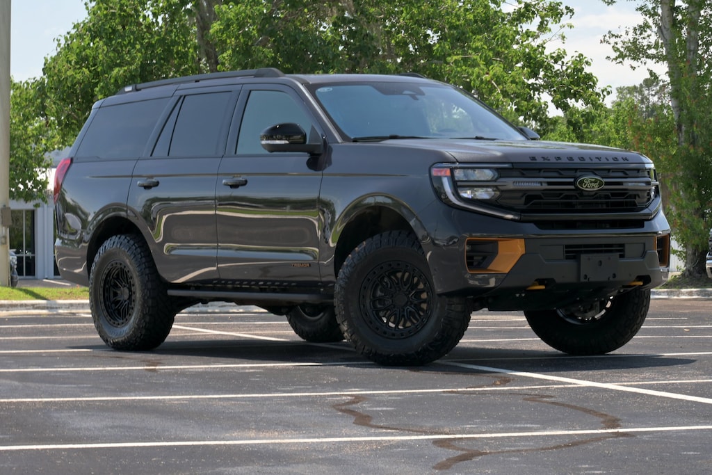 Used 2025 Ford Expedition Tremor SUV
