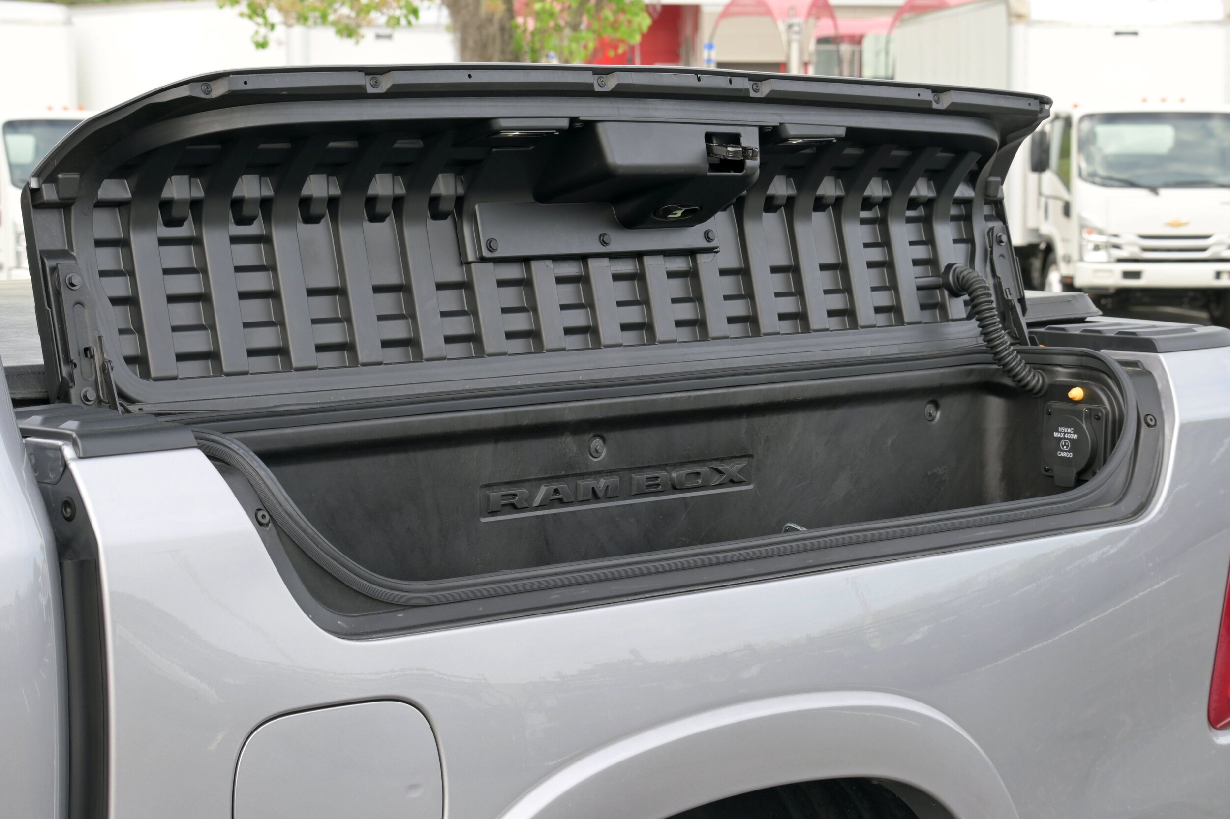 2025 Ram 1500 Tungsten photo 6