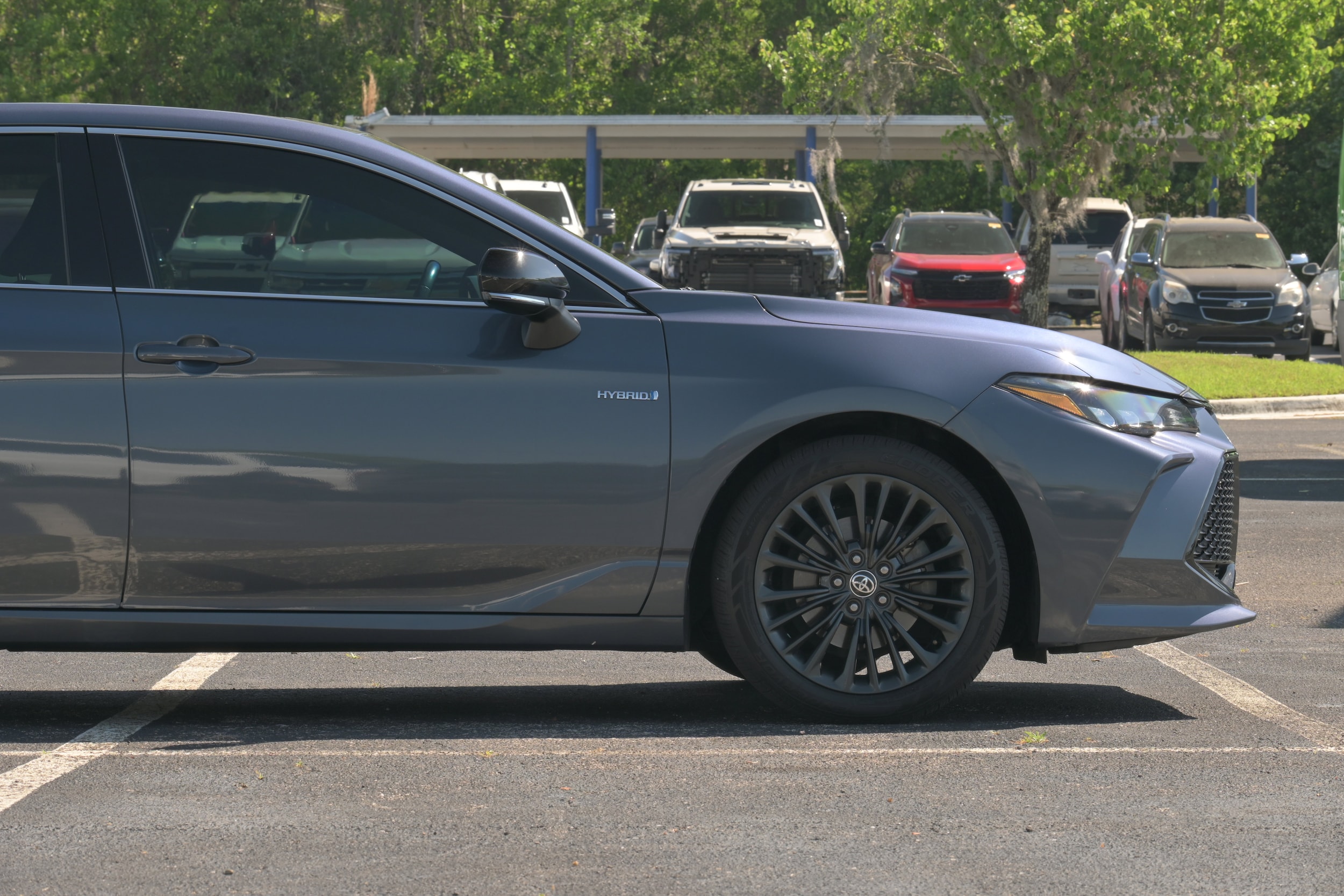 2021 Toyota Avalon Hybrid XSE photo 5