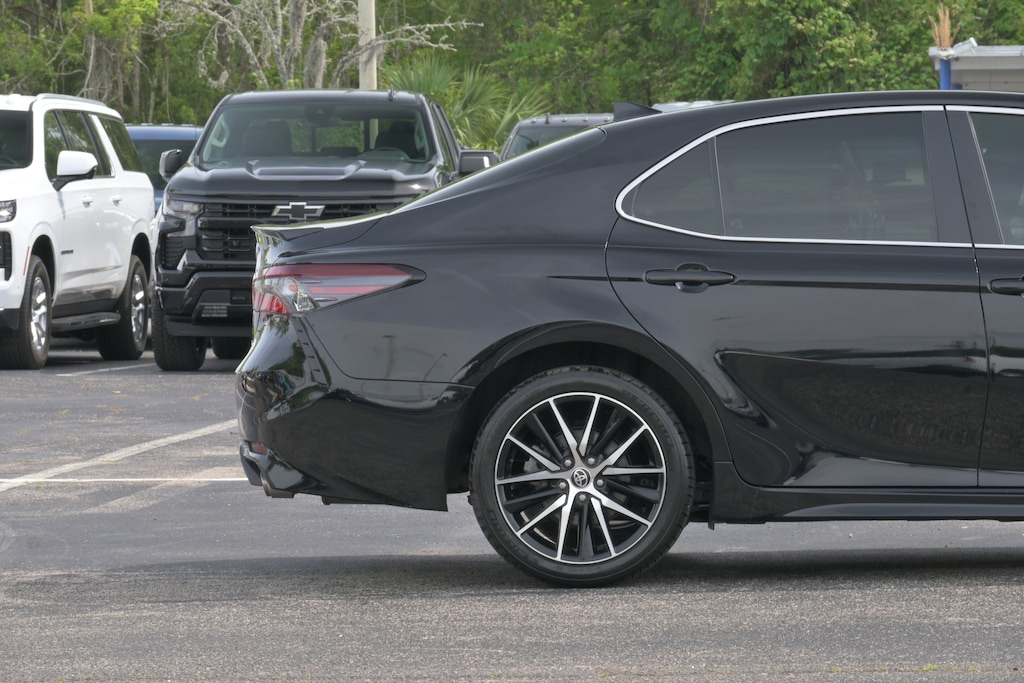 Used 2023 Toyota Camry SE Sedan