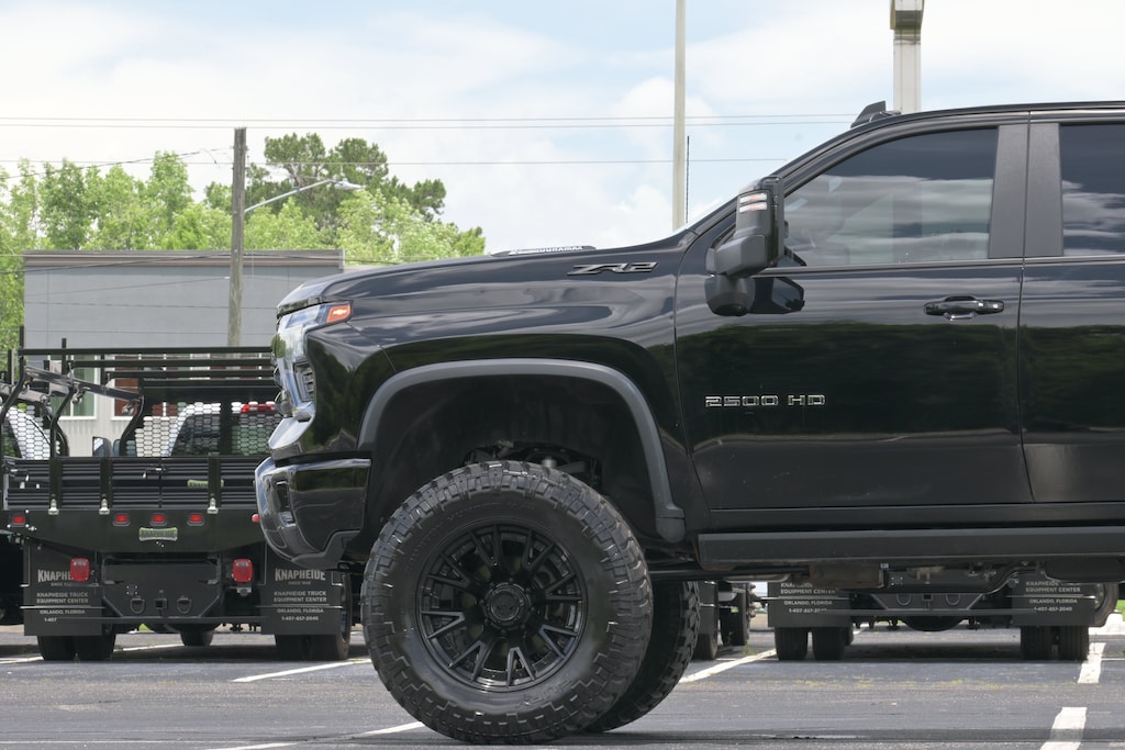 Used 2025 Chevrolet Silverado 2500HD ZR2 Pickup