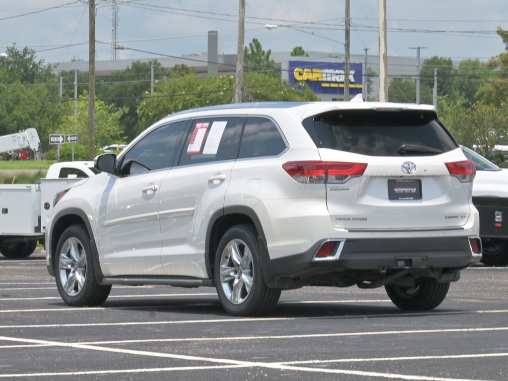 Used 2017 Toyota Highlander Limited SUV