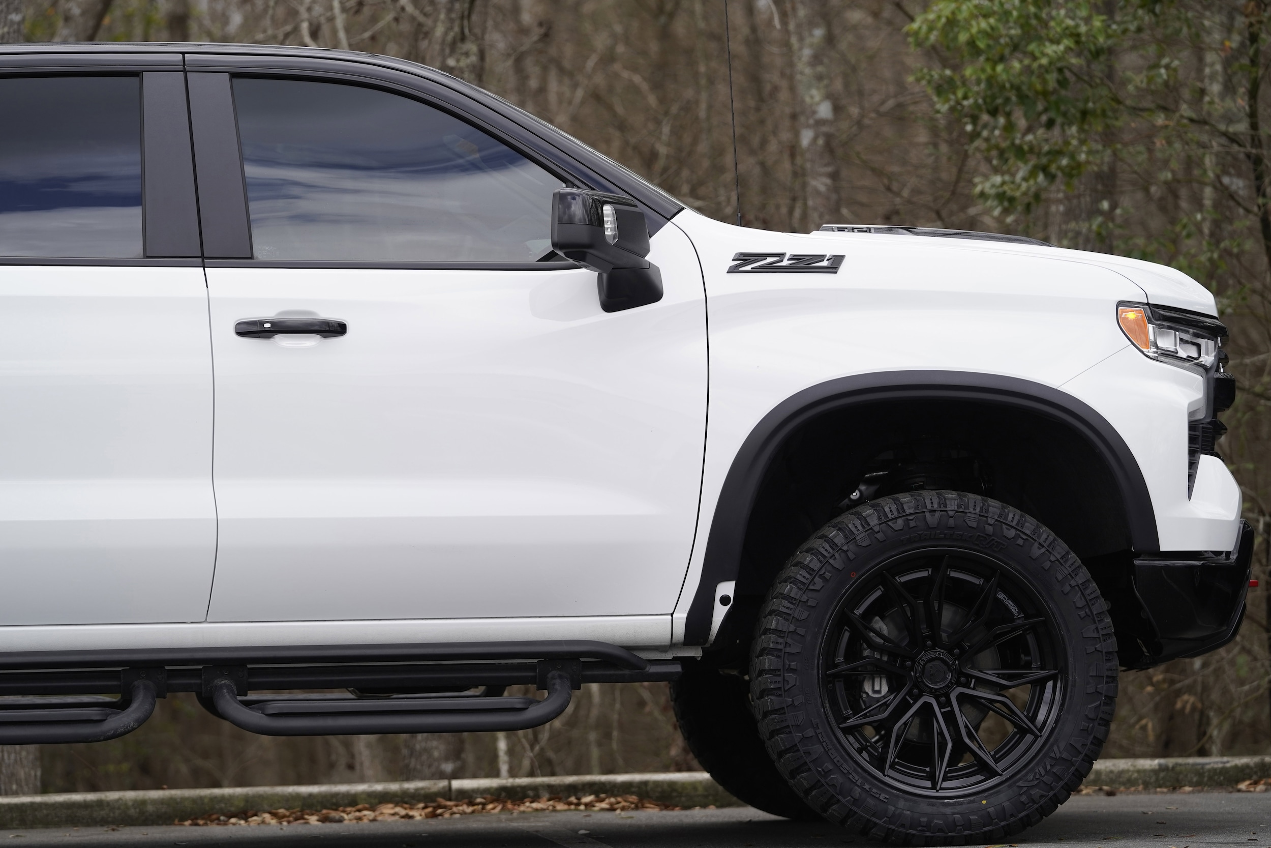 2025 Chevrolet Silverado 1500 LT Trail Boss photo 4
