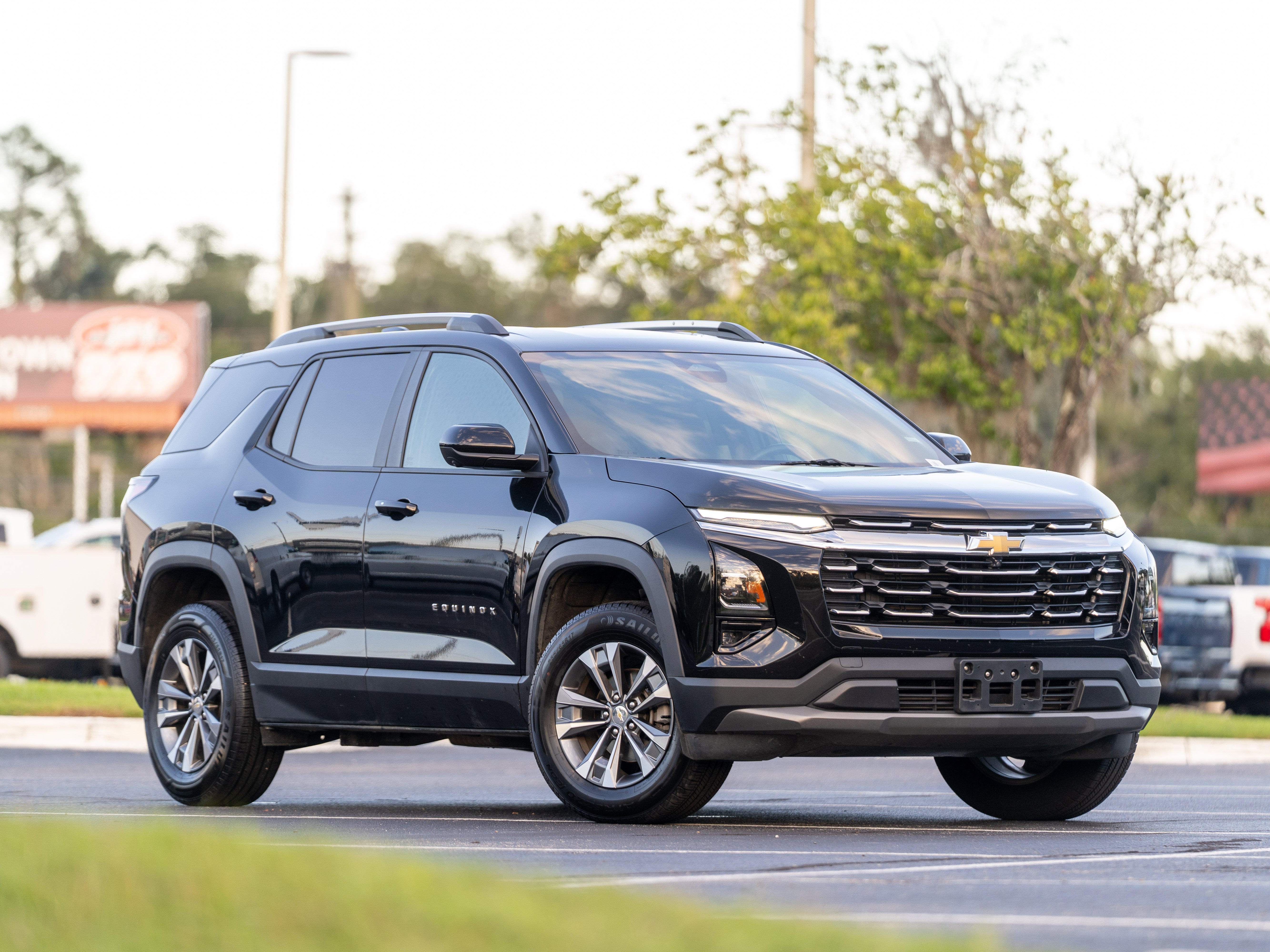 2025 Chevrolet Equinox FWD LT SUV