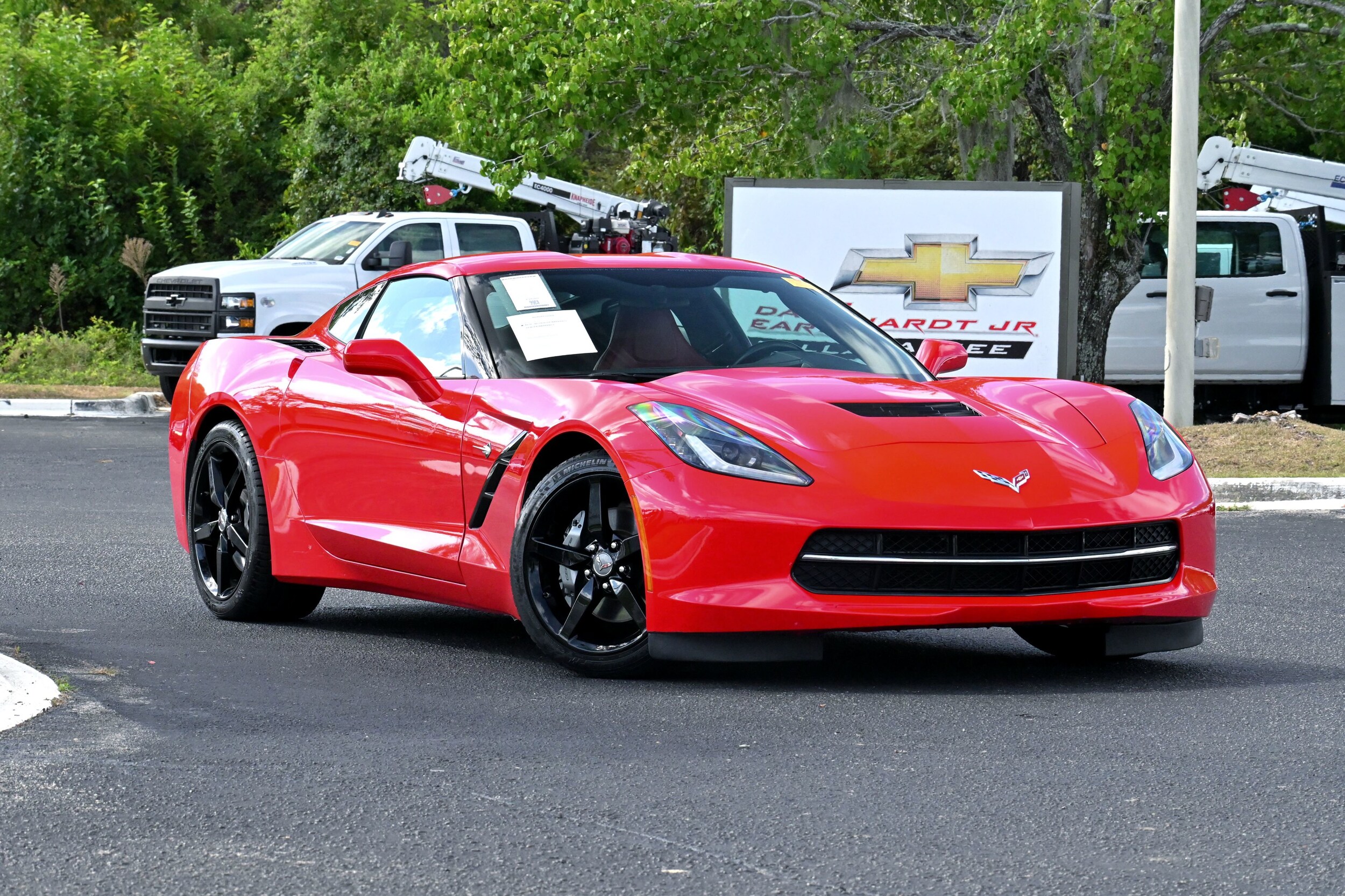 2014 Chevrolet Corvette Stingray 1LT photo 2
