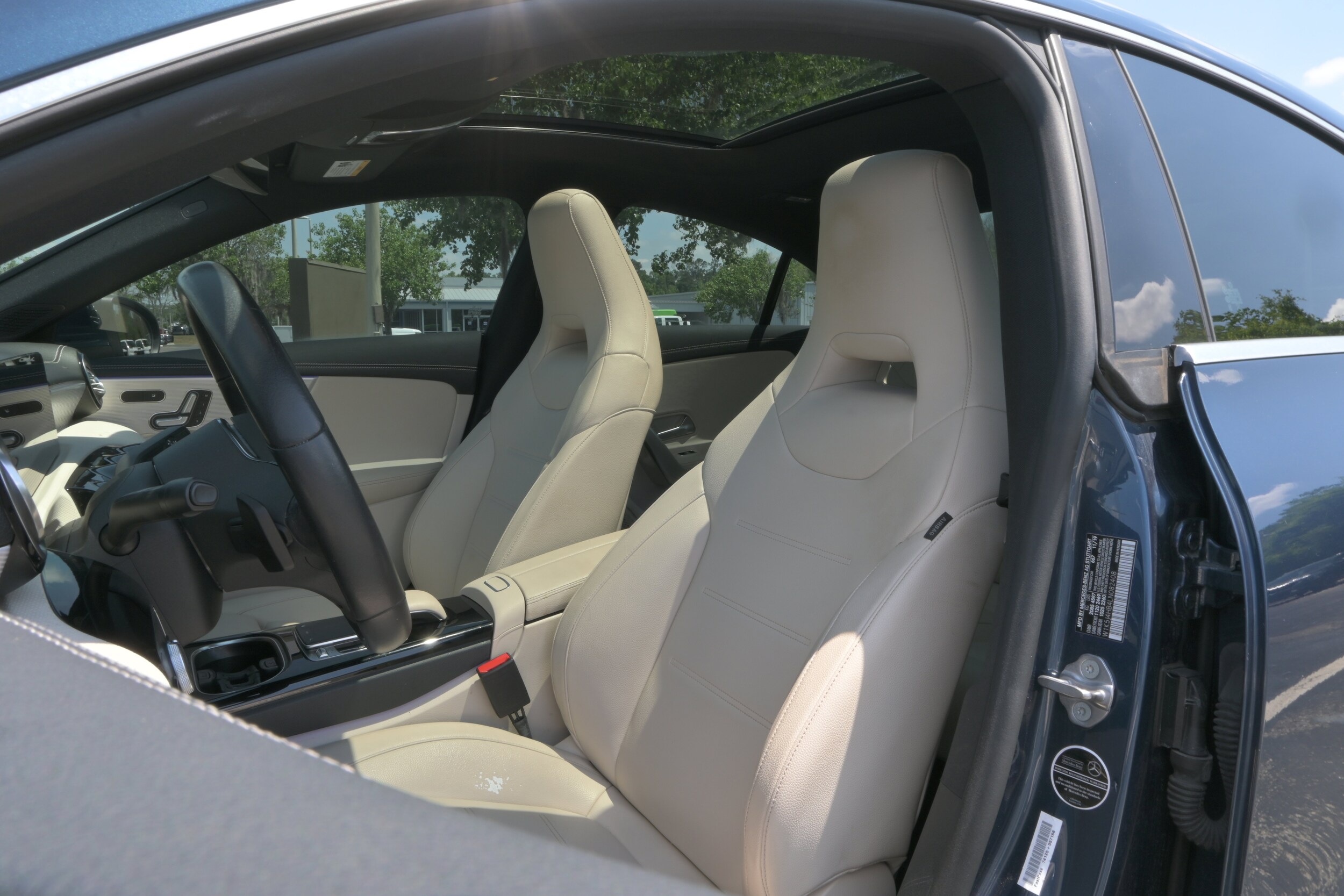 2020 Mercedes-Benz CLA CLA 250 photo 3