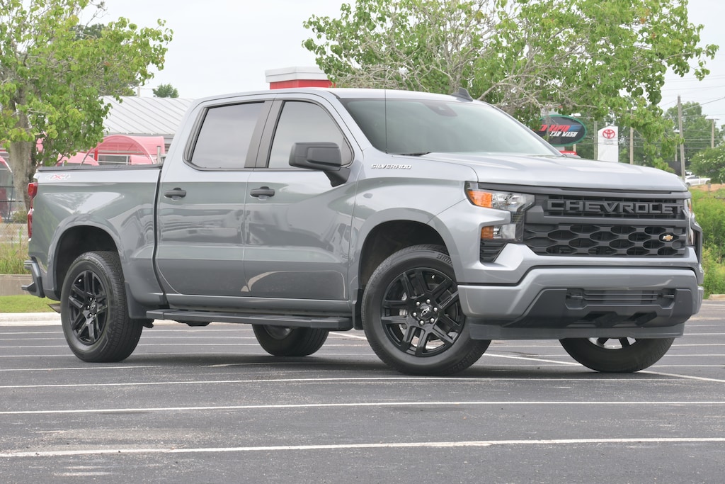 Used 2024 Chevrolet Silverado 1500 Custom Pickup