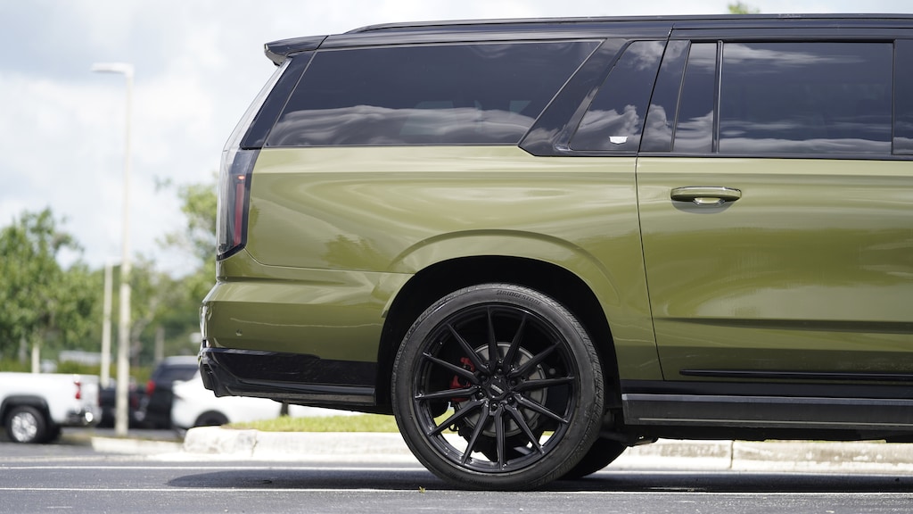 Used 2025 CADILLAC Escalade ESV AWD V-Series SUV