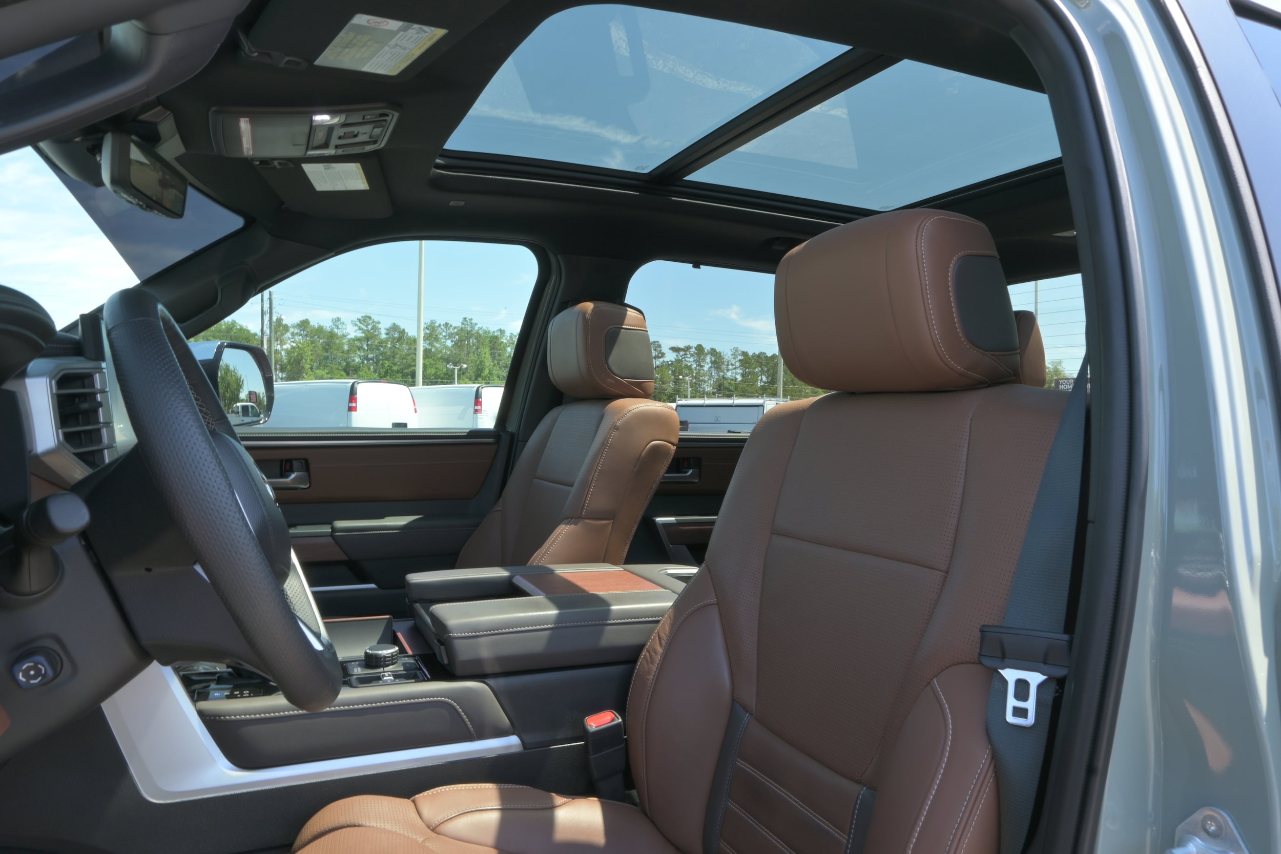 2024 Toyota Tundra 4WD 1794 Edition Hybrid photo 6