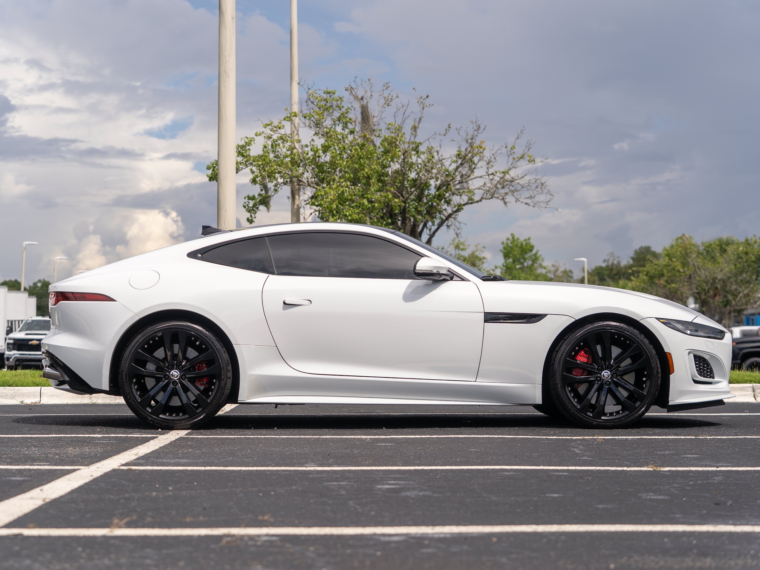 2024 Jaguar F-TYPE R-Dynamic