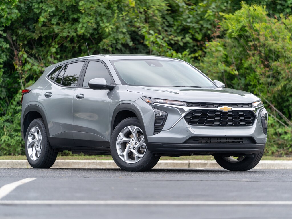 Used 2025 Chevrolet Trax LS SUV