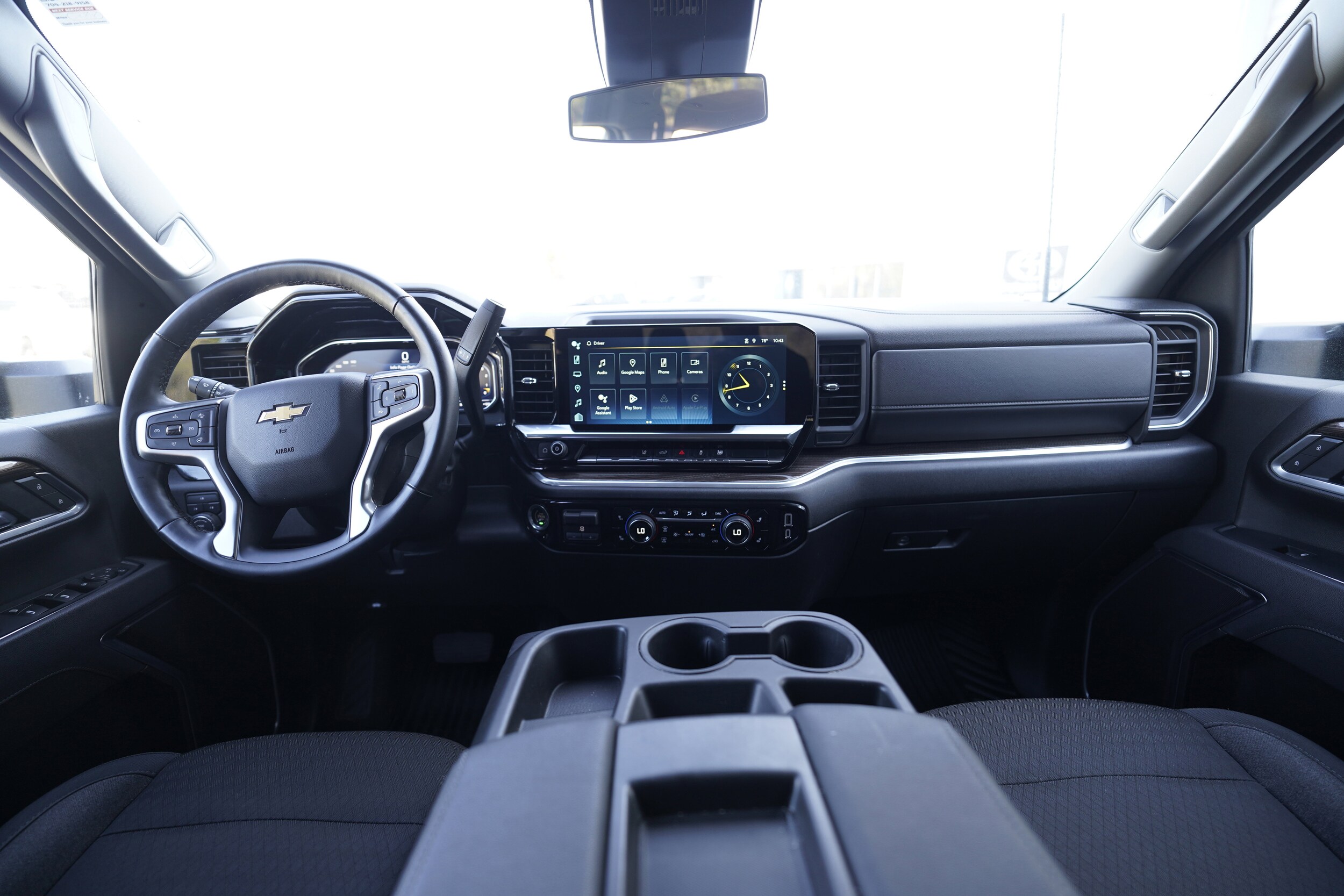 2025 Chevrolet Silverado 2500HD LT photo 6