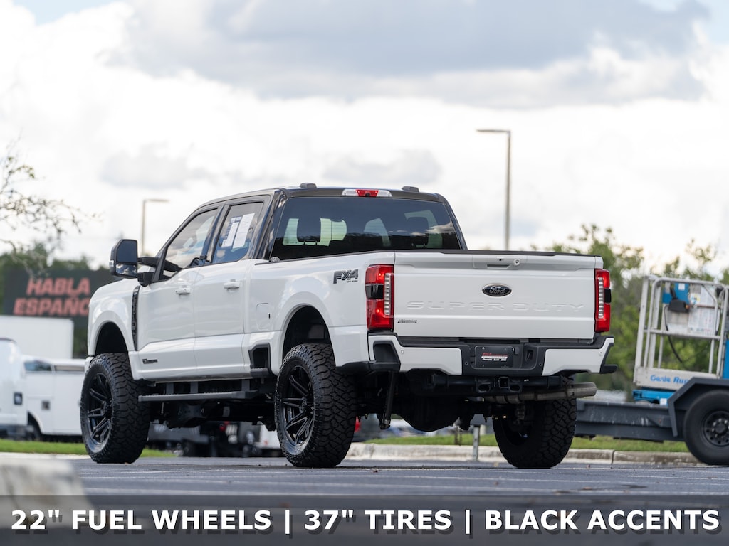 Used 2025 Ford Super Duty F-350 SRW LARIAT Pickup