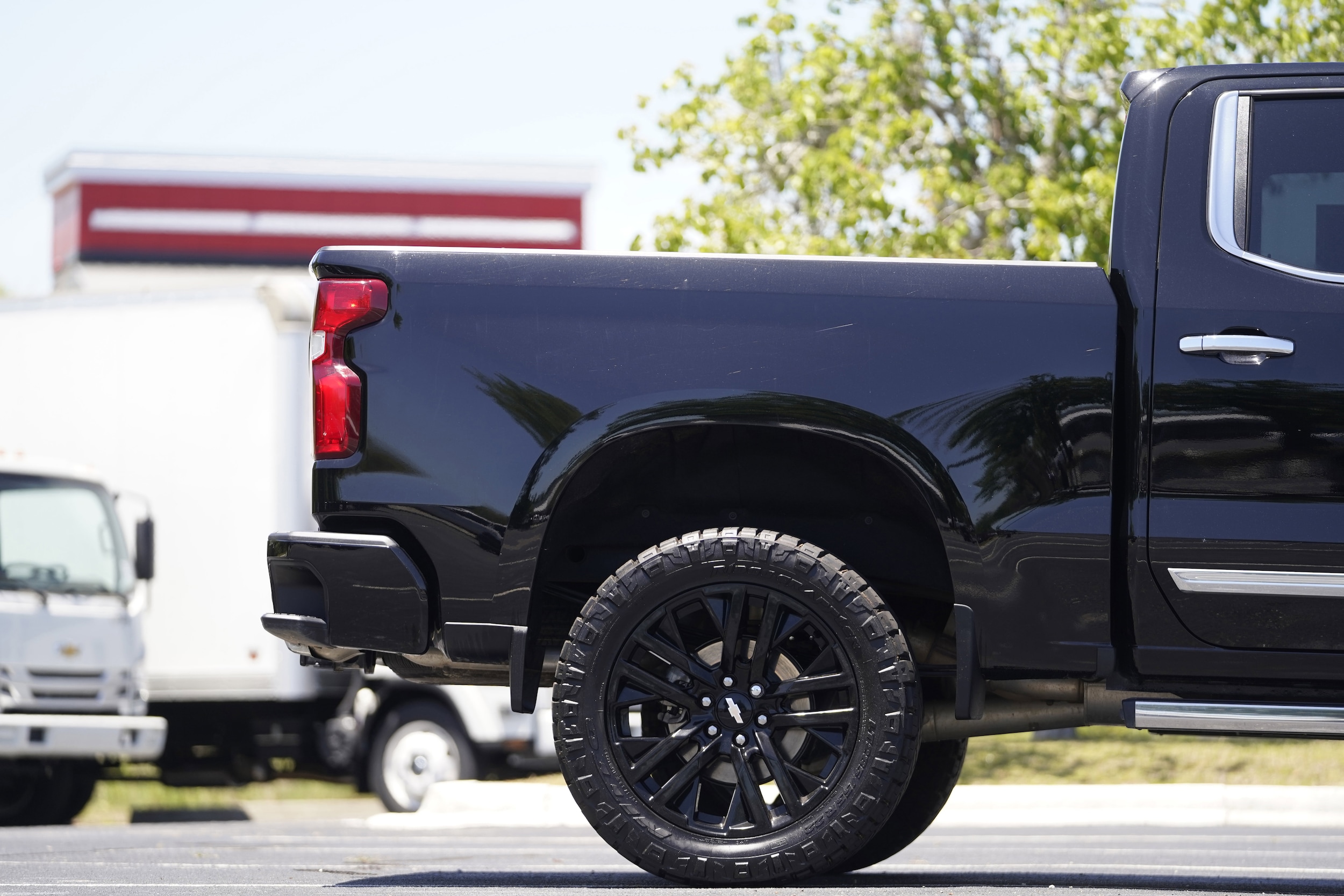 2024 Chevrolet Silverado 1500 High Country photo 4