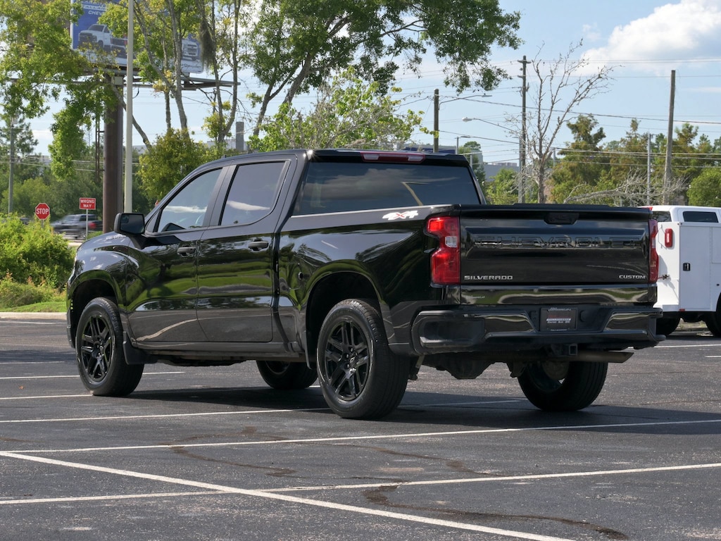 Used 2025 Chevrolet Silverado 1500 Custom Pickup
