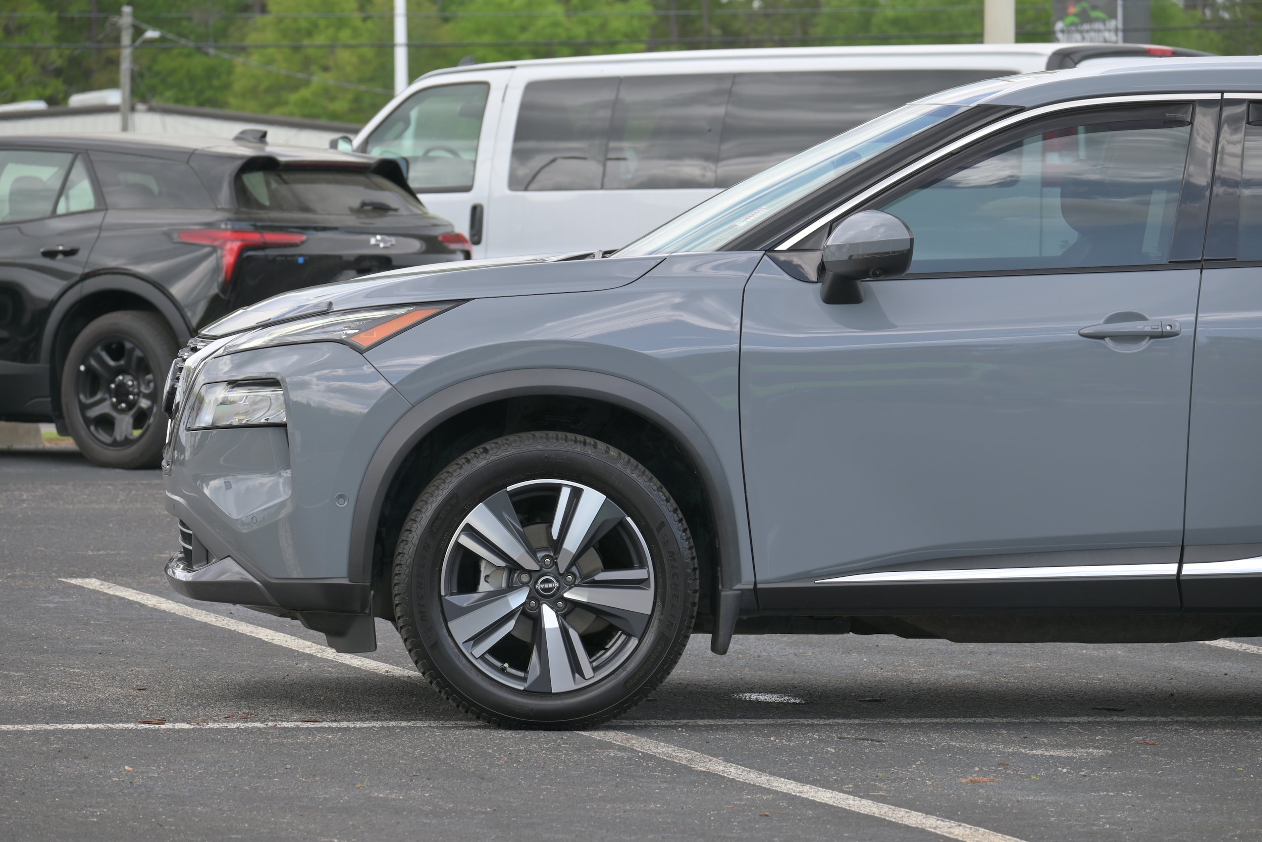 2023 Nissan Rogue SL photo 4