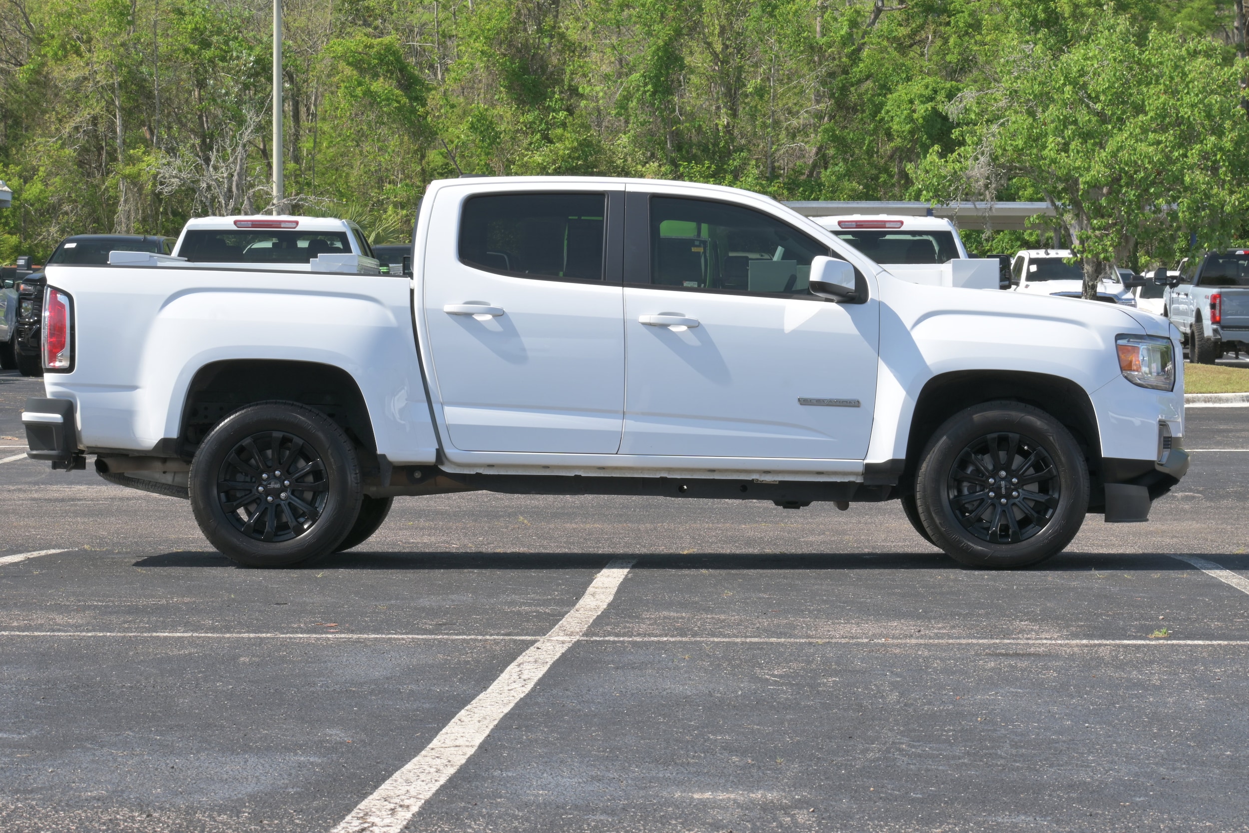 2021 GMC Canyon 2WD Elevation photo 5