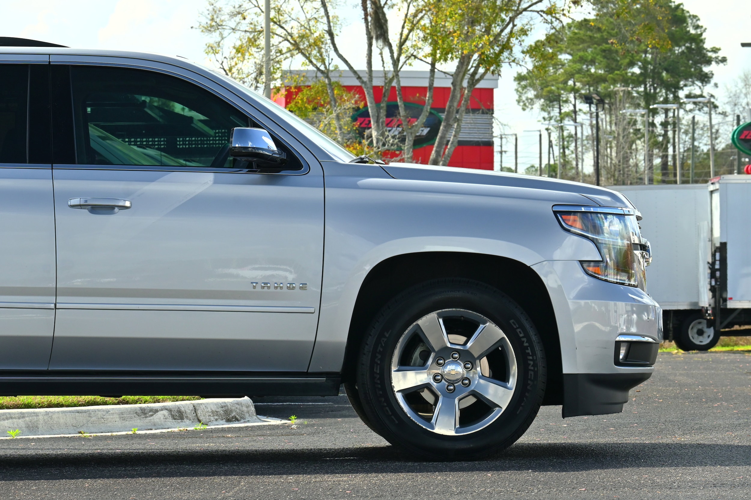 2019 Chevrolet Tahoe Premier photo 4