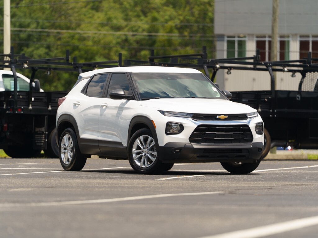 Used 2023 Chevrolet Trailblazer LS SUV
