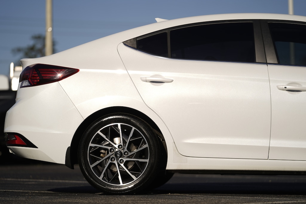 Used 2020 Hyundai Elantra Limited Sedan