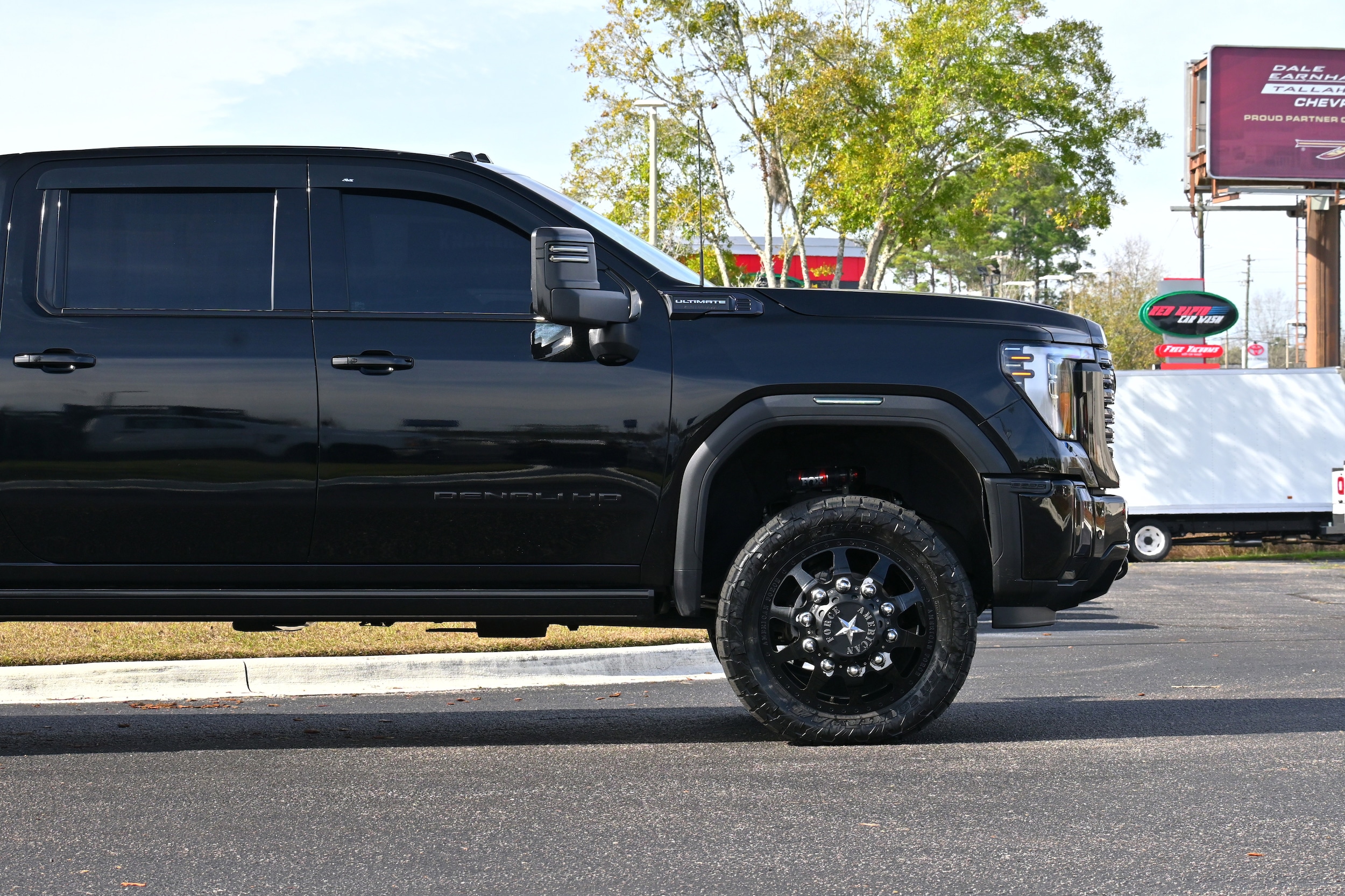 2024 GMC Sierra 3500HD Denali Ultimate photo 4