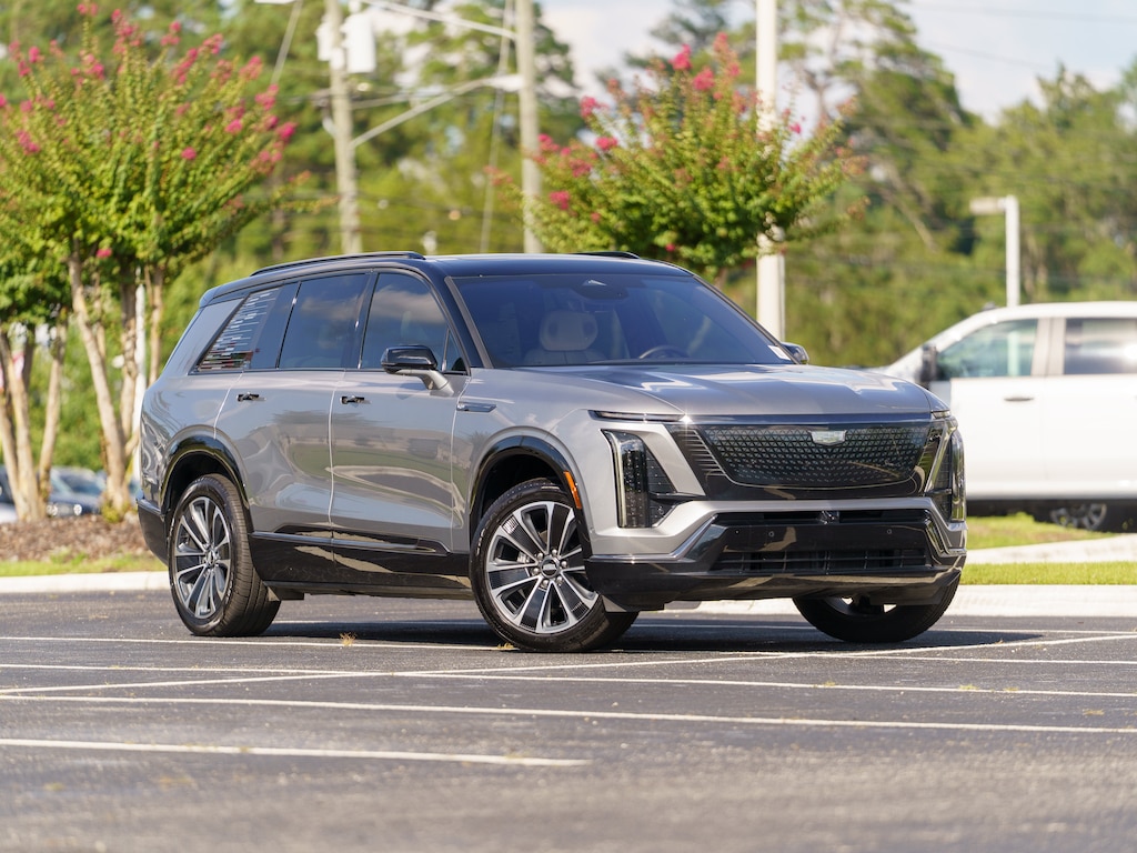 Used 2026 CADILLAC Vistiq Sport SUV
