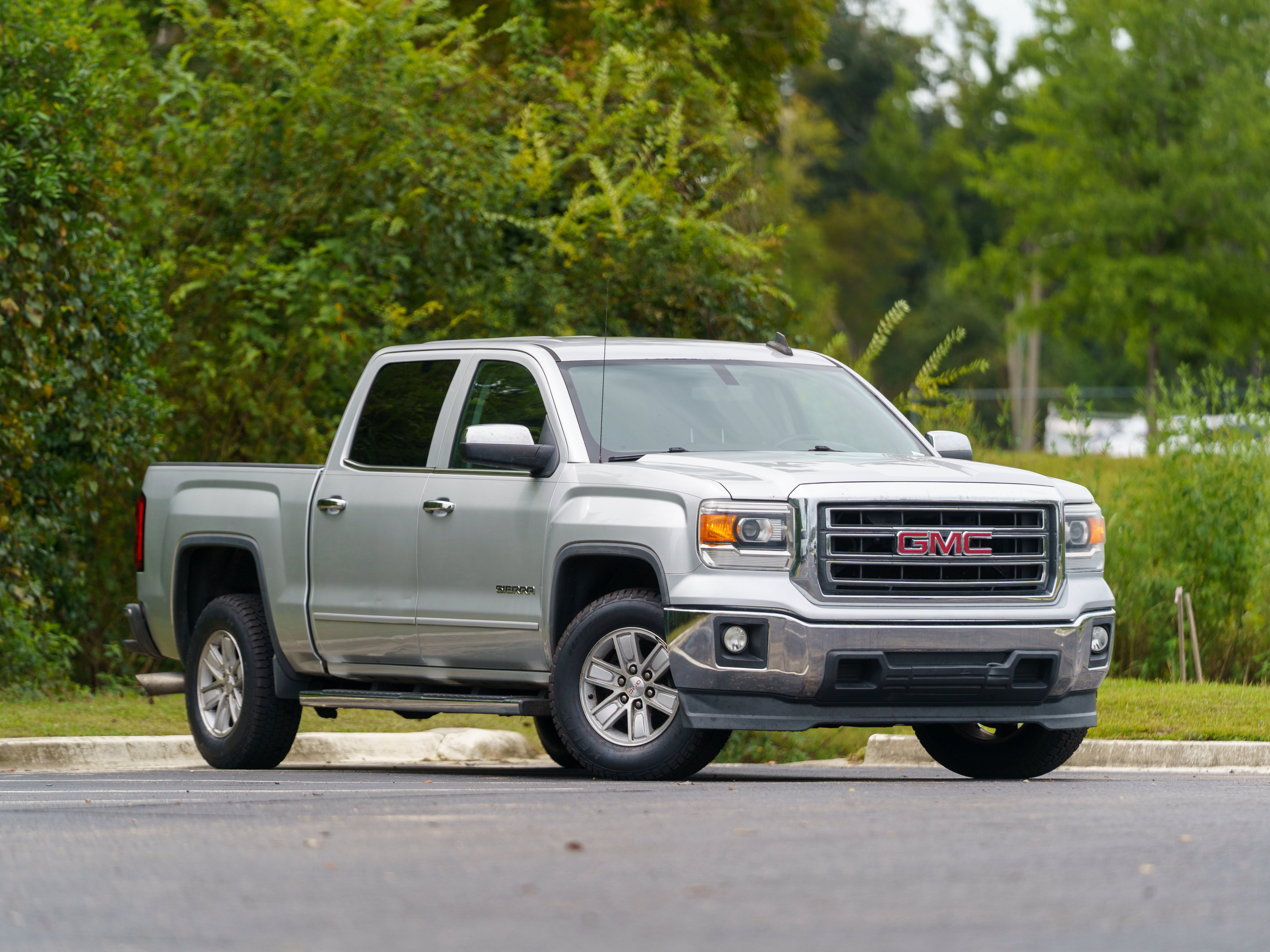 Used 2015 GMC Sierra 1500 SLE Pickup