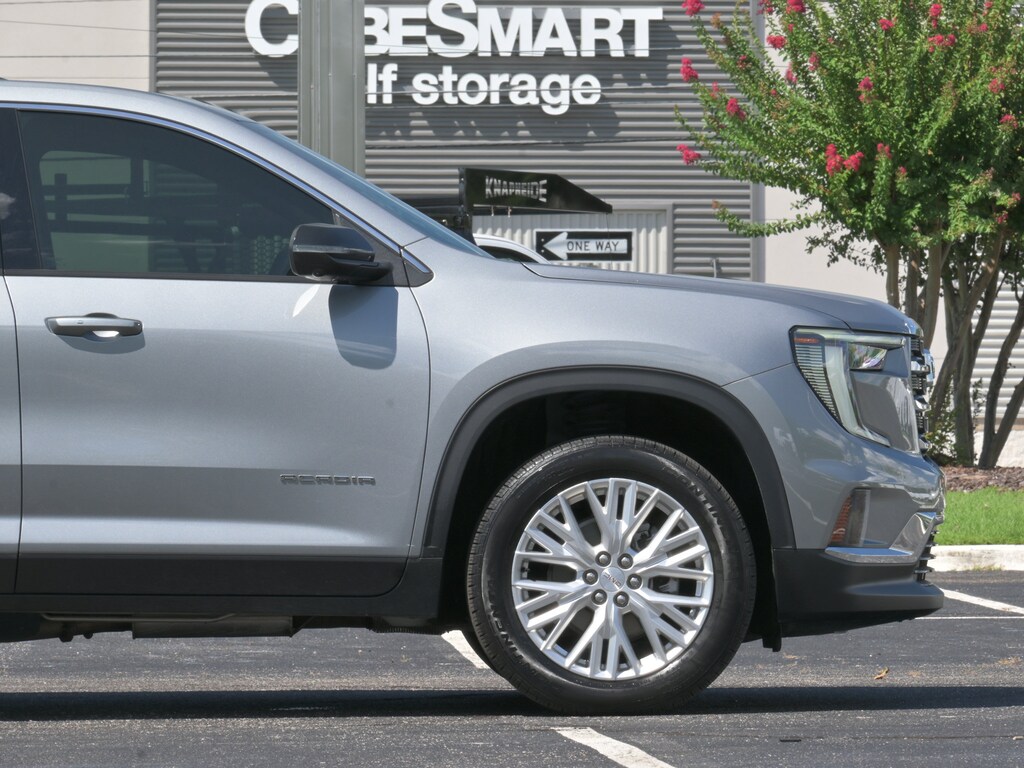 Used 2024 GMC Acadia FWD Elevation SUV