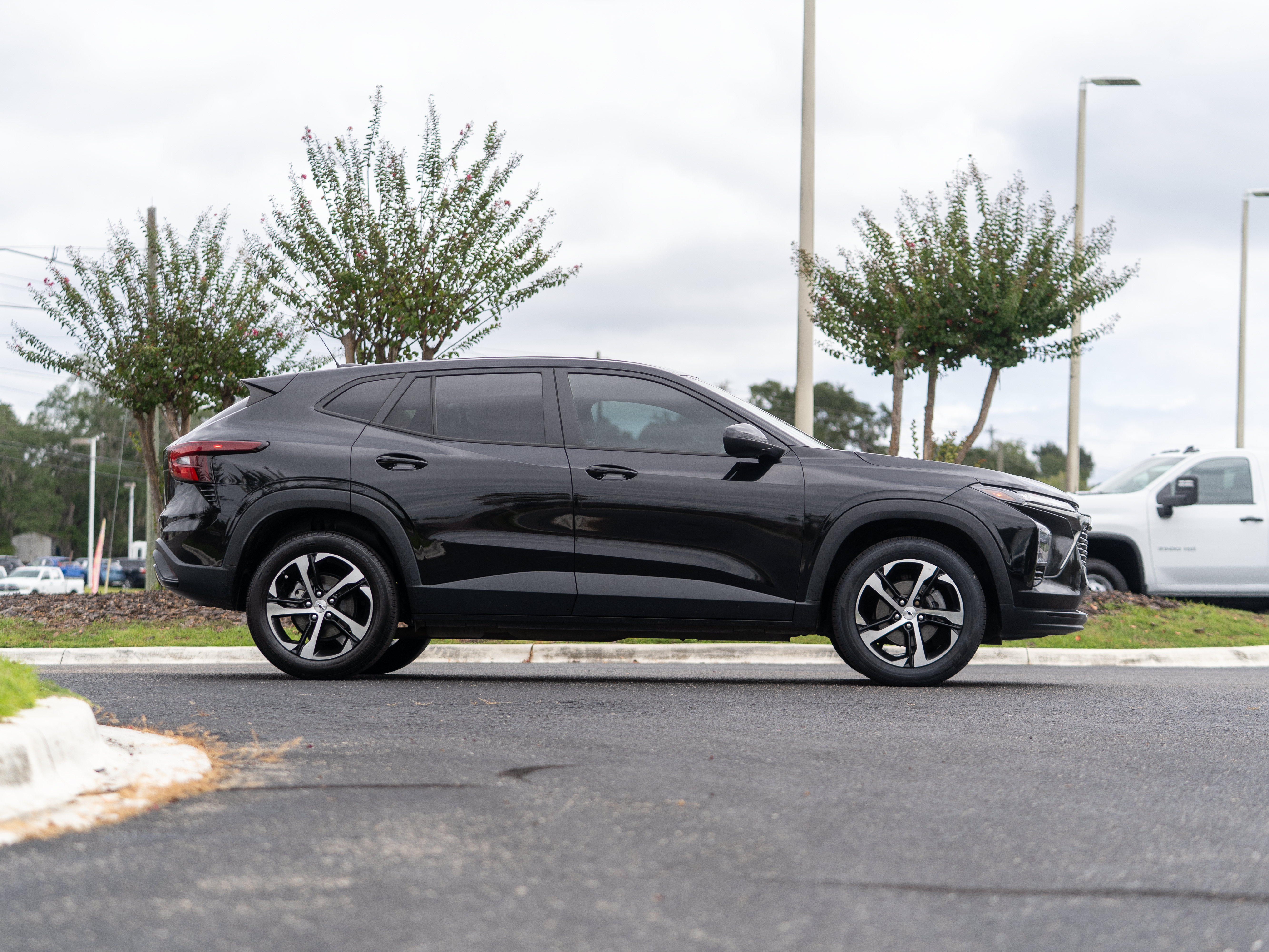 Used 2024 Chevrolet Trax 1RS SUV