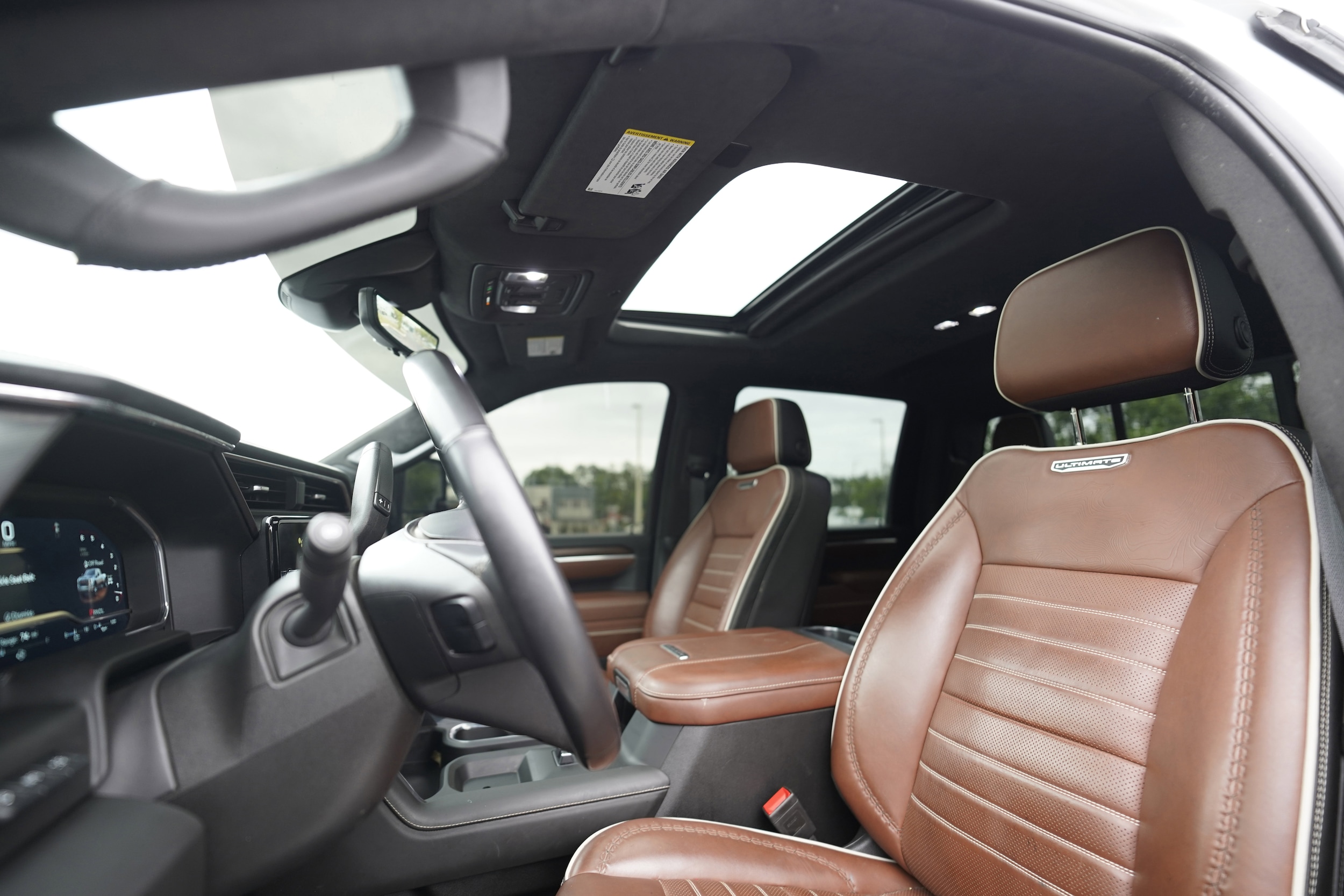 2025 GMC Sierra 3500HD Denali Ultimate photo 6