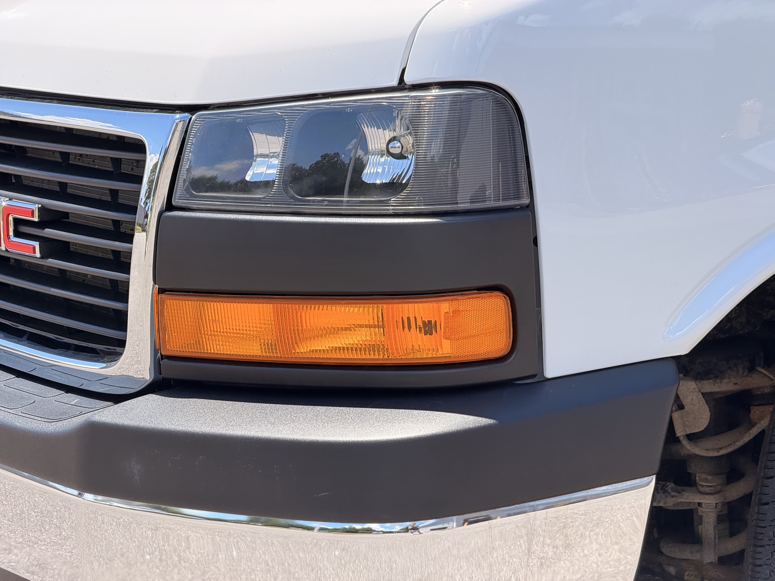 2025 GMC Savana Cargo Van